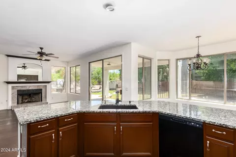 1911 E Olive Ct, Gilbert, AZ 85234 photo 18