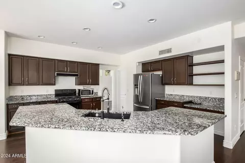1911 E Olive Ct, Gilbert, AZ 85234 photo 16