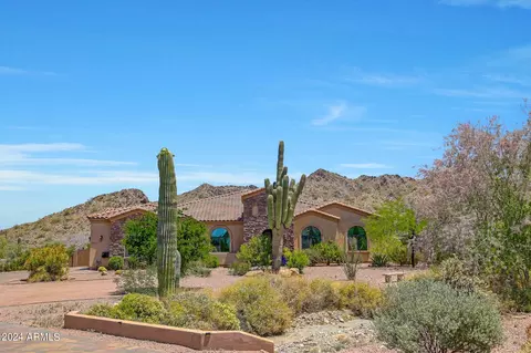 34081 N Las Estrellas Ln, Queen Creek, AZ 85142