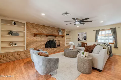 6413 E Vernon Ave, Scottsdale, AZ 85257