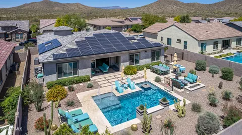 223 E Creosote Dr, Phoenix, AZ 85085