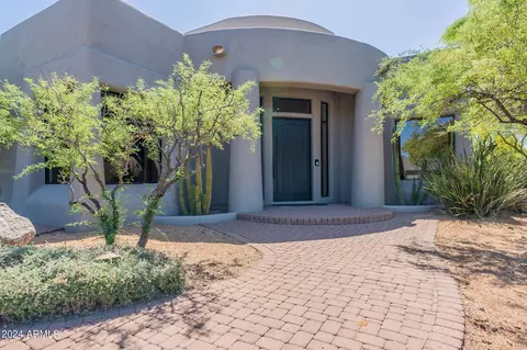 10814 E Sutherland Way, Scottsdale, AZ 85262