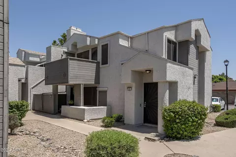9213 N 59th Ave #201, Glendale, AZ 85302