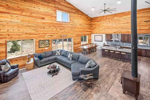 4958 Cemetery Rd, Show Low, AZ 85901