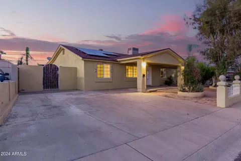 3320 E Ludlow Dr, Phoenix, AZ 85032 photo 2