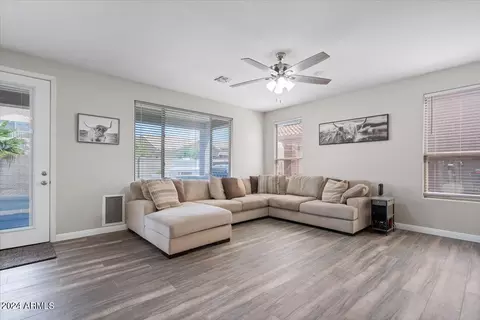2640 E Michelle Way, Gilbert, AZ 85234 photo 17