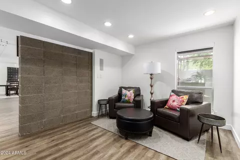 3212 Eva St, Phoenix, AZ 85028 photo 7