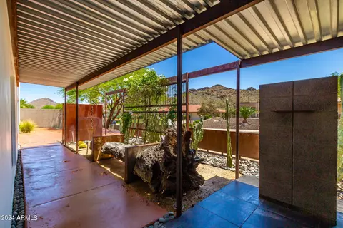 3212 Eva St, Phoenix, AZ 85028 photo 4