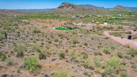422 N Nn N 18th St #-, New River, AZ 85087