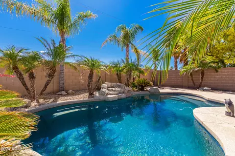31285 N Mesquite Way, San Tan Valley, AZ 85143