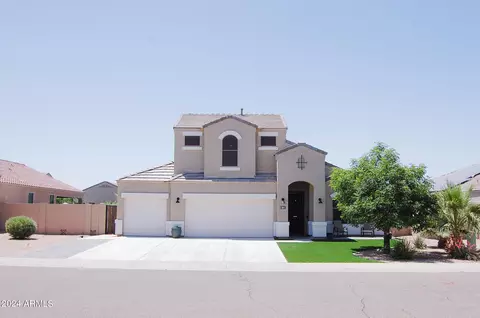 801 W Brangus Way, San Tan Valley, AZ 85143