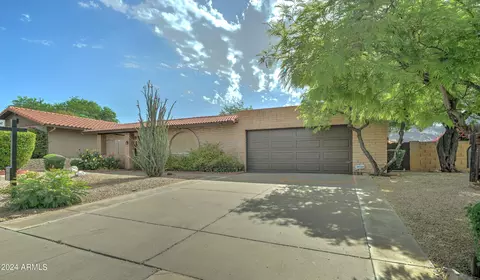 8409 N 17th Pl, Phoenix, AZ 85020 photo 3