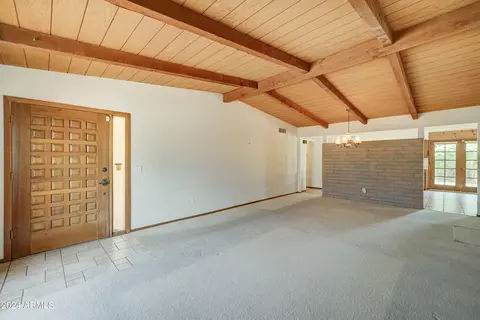8409 N 17th Pl, Phoenix, AZ 85020 photo 4