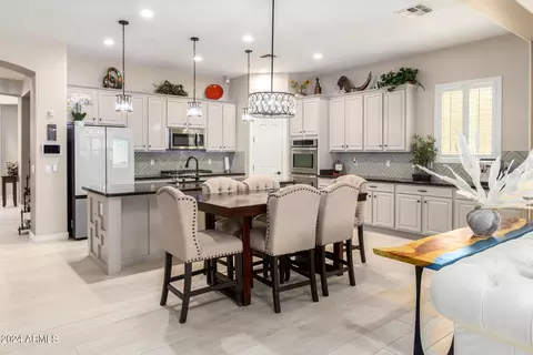 2670 E Iris Dr, Chandler, AZ 85286 photo 6