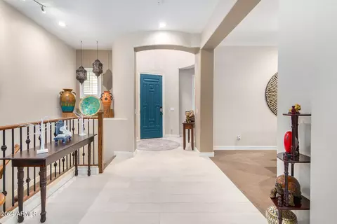 2670 E Iris Dr, Chandler, AZ 85286 photo 2