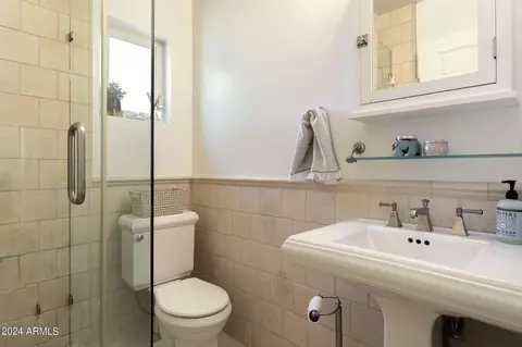 818 W Orangewood Ave, Phoenix, AZ 85021 photo 31