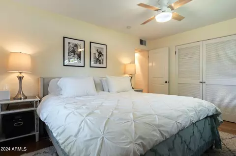 818 W Orangewood Ave, Phoenix, AZ 85021 photo 23