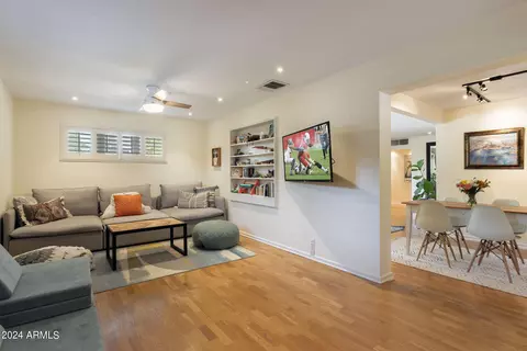 818 W Orangewood Ave, Phoenix, AZ 85021 photo 22