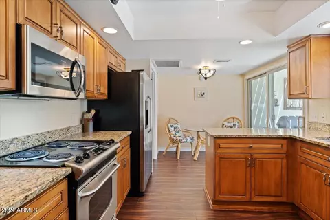 5253 N 31st Pl, Phoenix, AZ 85016 photo 11