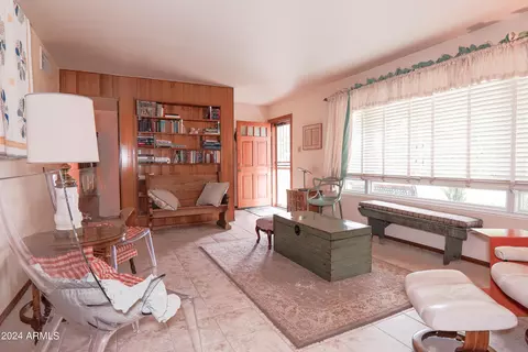 1035 E Tuckey Ln, Phoenix, AZ 85014 photo 4