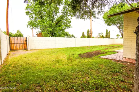 1035 E Tuckey Ln, Phoenix, AZ 85014 photo 23