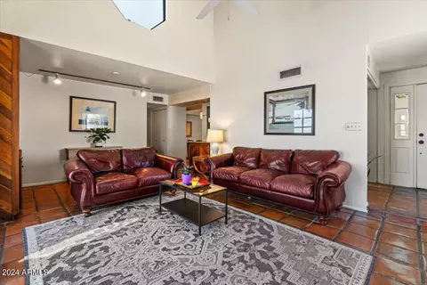 324 E Ambassador Dr, Tempe, AZ 85288 photo 9