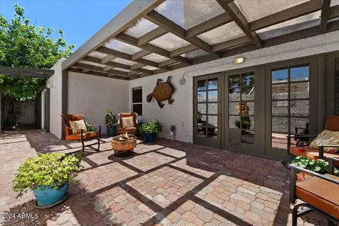 324 E Ambassador Dr, Tempe, AZ 85288 photo 13