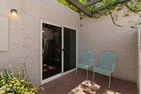 324 E Ambassador Dr, Tempe, AZ 85288 photo 5