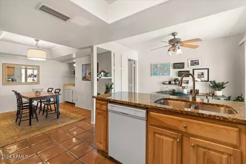 324 E Ambassador Dr, Tempe, AZ 85288 photo 22
