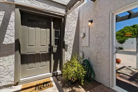324 E Ambassador Dr, Tempe, AZ 85288 photo 4