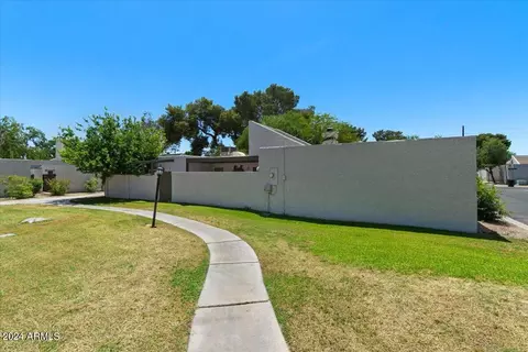 324 E Ambassador Dr, Tempe, AZ 85288 photo 48