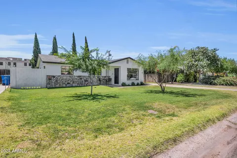 3535 E Monterosa St, Phoenix, AZ 85018 photo 3