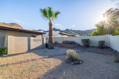 2216 E North Ln, Phoenix, AZ 85028 photo 40