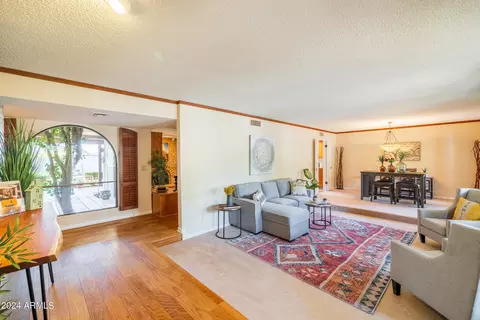 2216 E North Ln, Phoenix, AZ 85028 photo 9