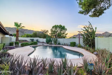 2216 E North Ln, Phoenix, AZ 85028 photo 38