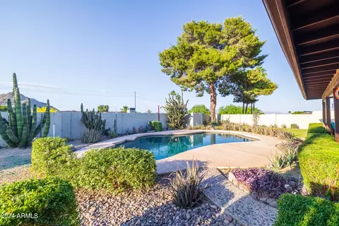 2216 E North Ln, Phoenix, AZ 85028 photo 39