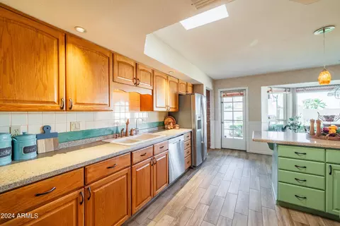 2216 E North Ln, Phoenix, AZ 85028 photo 14
