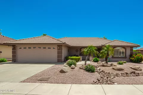 11533 E Lakeview Ave, Mesa, AZ 85209 photo 2