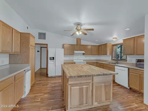 1782 E Whitehall Dr, Williams, AZ 86046 photo 8