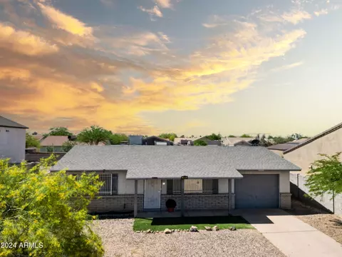 9105 W Troy Dr, Arizona City, AZ 85123