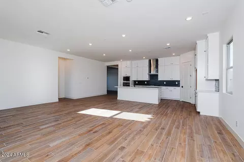 1315 Eleana Ln, Gilbert, AZ 85298 photo 8