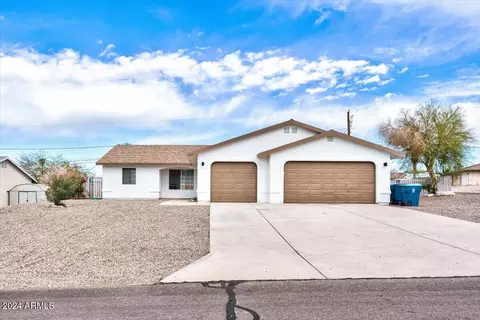 3273 Pioneer Dr, Lake Havasu City, AZ 86404