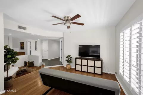1050 E Clinton St, Phoenix, AZ 85020 photo 18