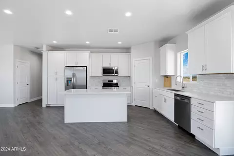 10838 E Angus Ln, Coolidge, AZ 85128 photo 12
