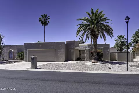25834 S Greencastle Dr, Sun Lakes, AZ 85248