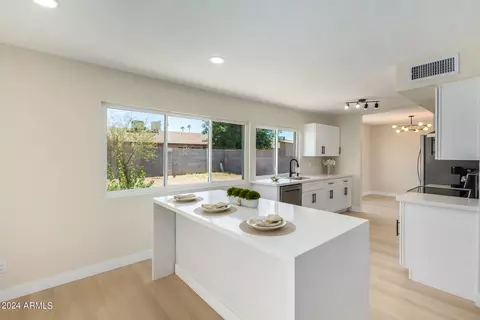 4321 E Vineyard Rd, Phoenix, AZ 85042 photo 12