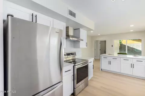 4321 E Vineyard Rd, Phoenix, AZ 85042 photo 10