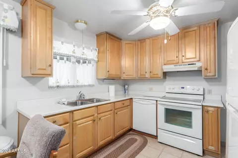 1501 E Jarvis Ave, Mesa, AZ 85204 photo 9