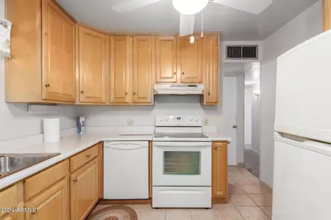 1501 E Jarvis Ave, Mesa, AZ 85204 photo 10