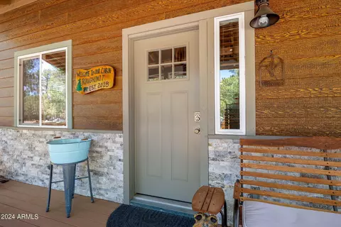 3364 Panorama Dr, Overgaard, AZ 85933 photo 5